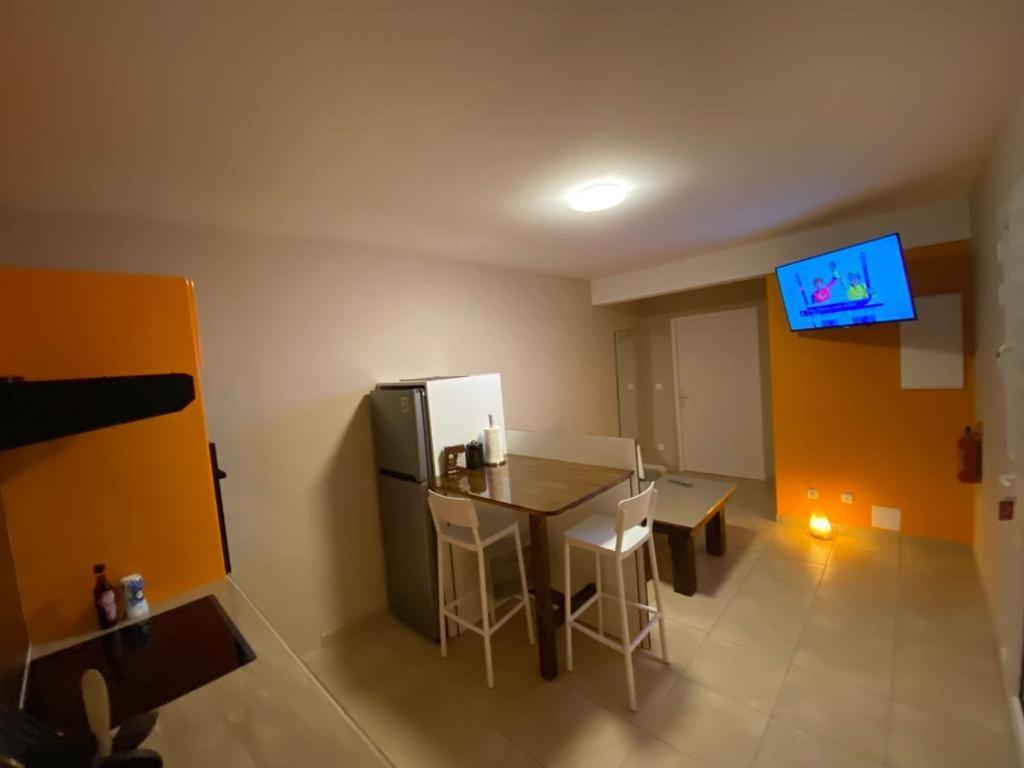Locations Morne Aux Vents Apartment Fond Boucher Bagian luar foto